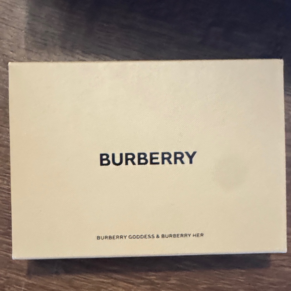 Burberry Beige Gift Box
